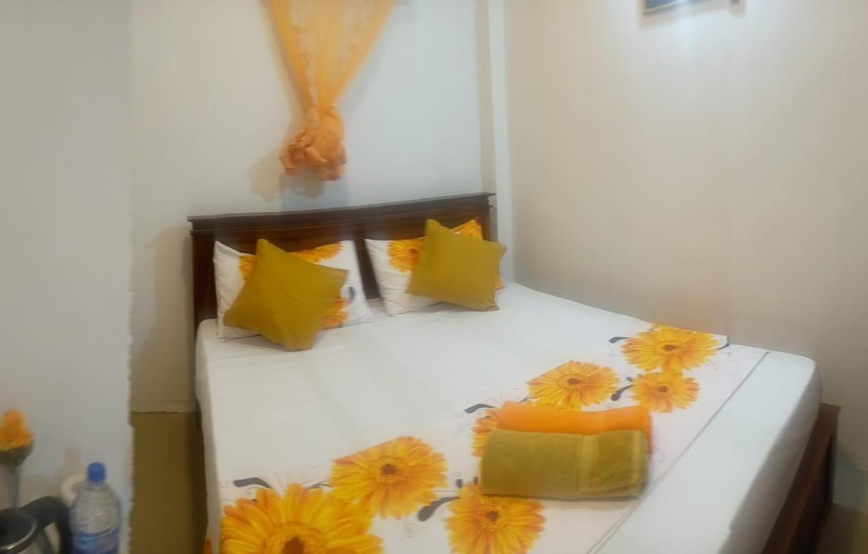 Alexandra Home For Foreign Tourists Only Gampola Dış mekan fotoğraf